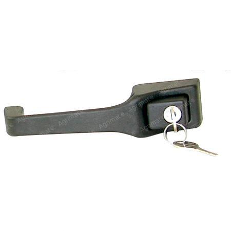 DOOR HANDLE