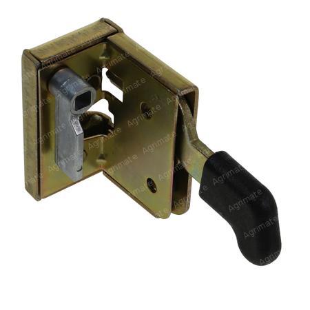 DOOR HANDLE
