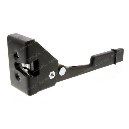 DOOR HANDLE
LH / RH (DEPENDING ON ASSEMBLY)