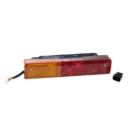 REAR LIGHT
LEFT WITH NUMBER PLATE LIGHT