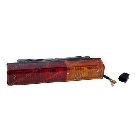 REAR LIGHT
RIGHT WITH NUMBER PLATE LIGHT